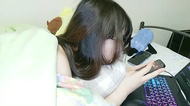 Snapshot of meromerona chatting on 02/13/26, 04:36 meromerona online show from 02/13/26, 04:36