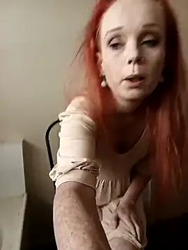 Snapshot of Niudla chatting on 12/19/25, 11:56 Niudla online show from 12/19/25, 11:56