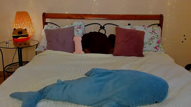 miya soft online show from 04/17/26, 01:30