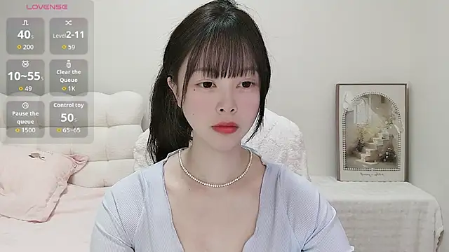 Snapshot of Anna-2005 chatting on 04/11/26, 05:23 Anna-2005 online show from 04/11/26, 05:23