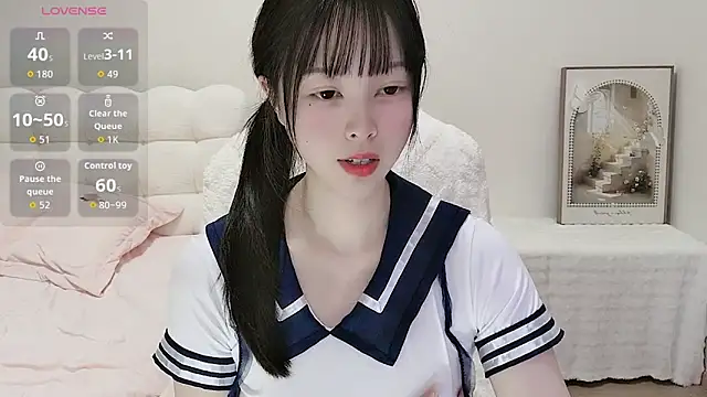 Snapshot of Anna-2005 chatting on 04/14/26, 05:13 Anna-2005 online show from 04/14/26, 05:13