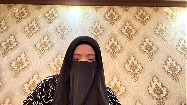 Katepleaurxo online show from 04/01/26, 06:14