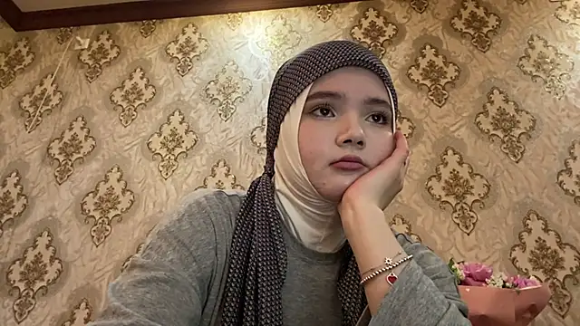 Katepleaurxo online show from 04/08/26, 06:02