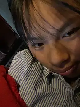 Snapshot of Nika-be chatting on 12/18/25, 08:20 Nika-be online show from 12/18/25, 08:20