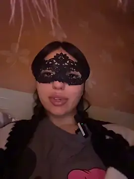 SilkyMira online show from 03/18/26, 07:39