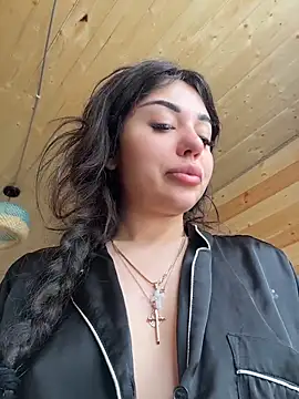 SilkyMira online show from 04/19/26, 08:13