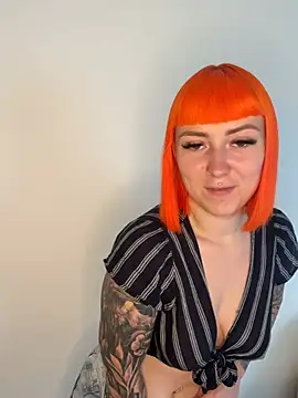 ScarletVixenLive online show from 07/05/26, 08:43