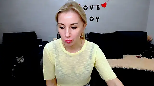 Hanna--Sweet online show from 03/10/26, 03:50