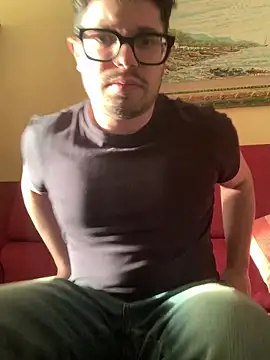 Snapshot of sognatore99 chatting on 04/08/26, 04:40 sognatore99 online show from 04/08/26, 04:40