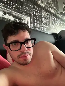 Snapshot of sognatore99 chatting on 04/12/26, 07:46 sognatore99 online show from 04/12/26, 07:46