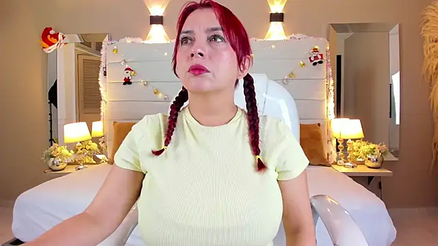 maturexxx  online show from 12/14/25, 12:21