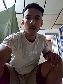 Snapshot of Marshallbronnxx chatting on 02/24/26, 08:18 Marshallbronnxx online show from 02/24/26, 08:18