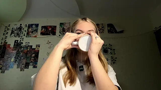 JanelBray online show from 12/18/25, 11:05