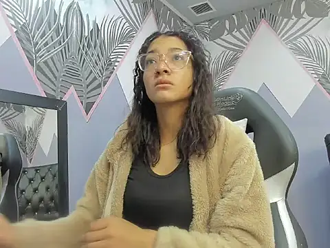 Snapshot of Jadde_Greyy_ chatting on 12/14/25, 11:48 Jadde Greyy online show from 12/14/25, 11:48