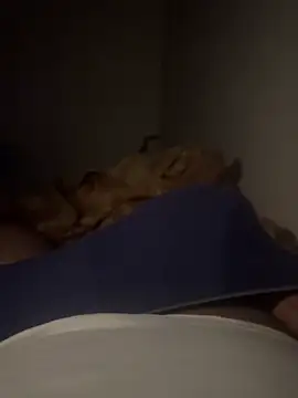 Night outcam online show from 12/21/25, 07:54