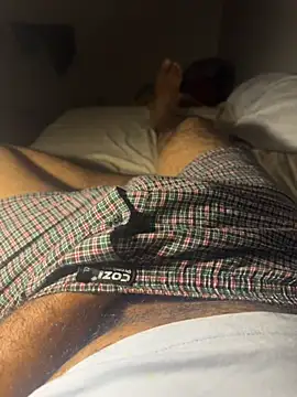 Night outcam online show from 04/03/26, 09:13