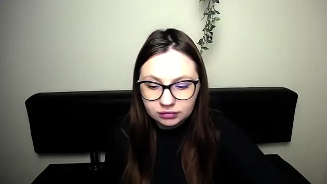 LiliaErmi online show from 04/03/26, 06:33