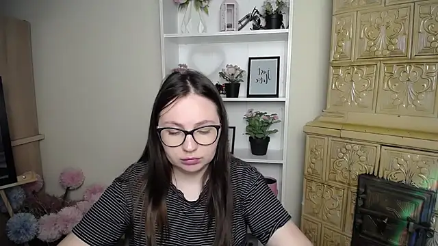 LiliaErmi online show from 06/14/26, 06:59