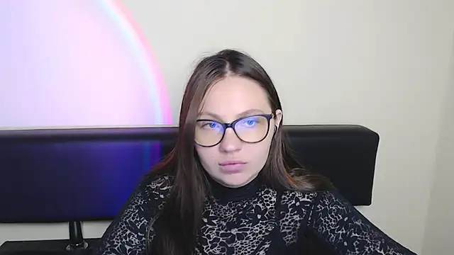 LiliaErmi online show from 06/18/26, 09:14