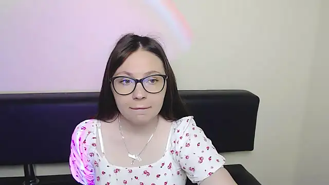 LiliaErmi online show from 06/20/26, 06:49