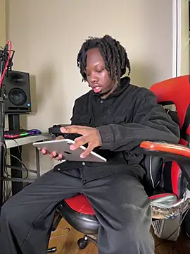 YourLittleBoyfriend online show from 02/28/26, 08:43