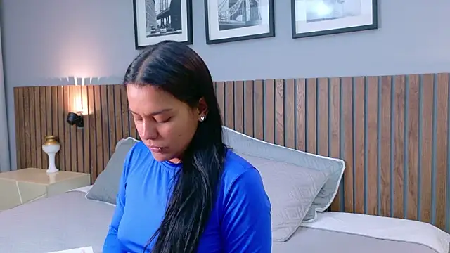 Mia Bellefort online show from 02/14/26, 08:27