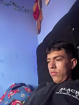 Juan Gomezz26 online show from 04/07/26, 09:26