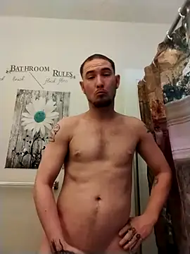 Snapshot of sexywhitedick@xh chatting on 12/18/25, 12:55 sexywhitedickxh online show from 12/18/25, 12:55