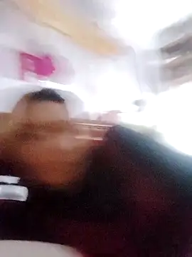 Snapshot of Afrodita2035 chatting on 12/18/25, 12:17 Afrodita2035 online show from 12/18/25, 12:17