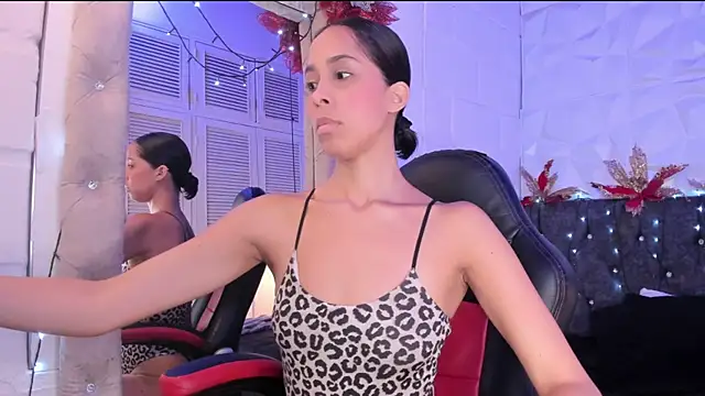 Perla dl online show from 12/22/25, 10:29