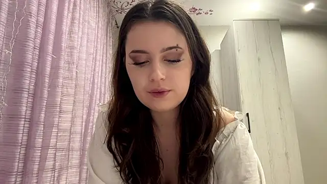 Freya land online show from 01/15/26, 04:33