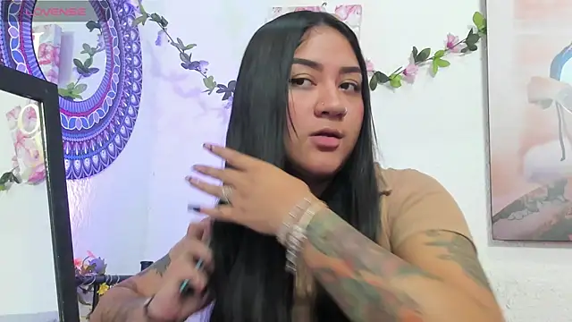 Hanna moore10 online show from 04/16/26, 09:15