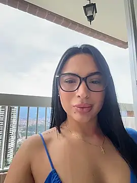 ValeriaTorress  online show from 04/05/26, 05:43