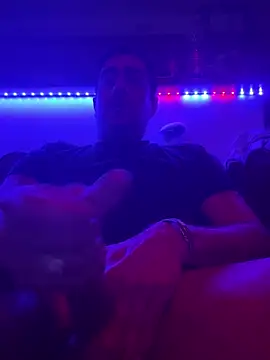 Snapshot of salescoquins chatting on 12/19/25, 06:53 salescoquins online show from 12/19/25, 06:53