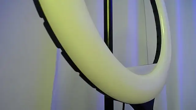 aylin ross  online show from 03/19/26, 04:49