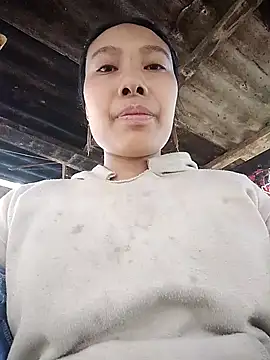 Snapshot of baby8822 chatting on 12/17/25, 07:25 baby8822 online show from 12/17/25, 07:25