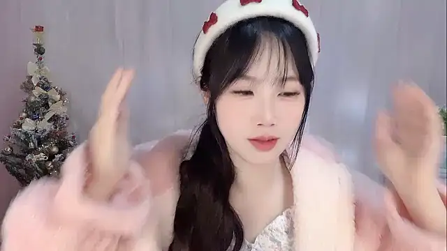 Pinkgirl520 online show from 02/03/26, 02:21