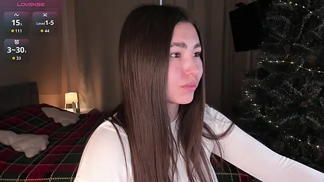 Snapshot of pink_dove chatting on 12/18/25, 08:31 pink dove online show from 12/18/25, 08:31