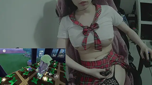 Snapshot of mommywho69 chatting on 02/22/26, 07:56 mommywho69 online show from 02/22/26, 07:56