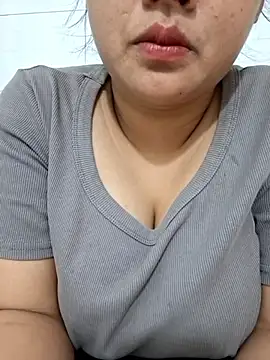 Snapshot of eli-sun chatting on 12/17/25, 08:53 eli-sun online show from 12/17/25, 08:53