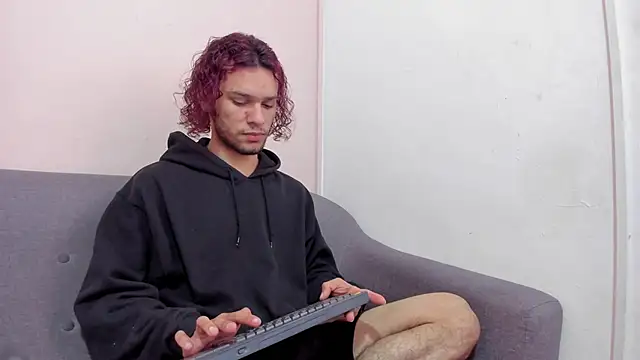 TAYSON SCOTT online show from 02/17/26, 01:07