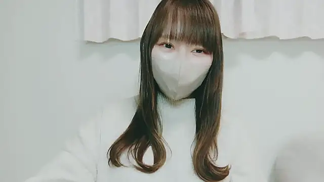 Snapshot of yuyuchan__ chatting on 12/17/25, 09:59 yuyuchan online show from 12/17/25, 09:59