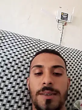 Snapshot of Casalfortal85 chatting on 12/17/25, 03:40 Casalfortal85 online show from 12/17/25, 03:40