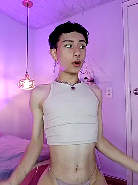 Snapshot of JiangShy666 chatting on 12/17/25, 12:00 JiangShy666 online show from 12/17/25, 12:00