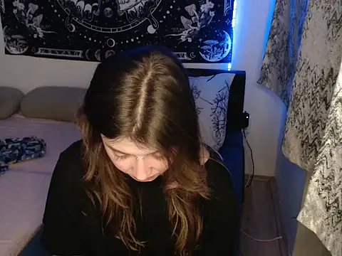 AlienforTwenty online show from 01/13/26, 11:32