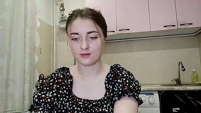 Snapshot of MaoBuyck chatting on 12/17/25, 08:26 MaoBuyck online show from 12/17/25, 08:26