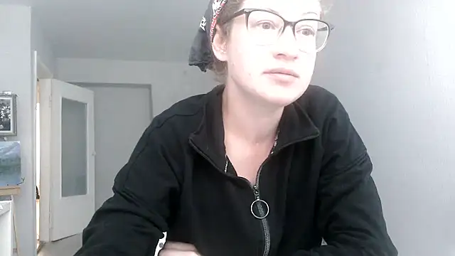 Alice newhome online show from 06/21/26, 01:24
