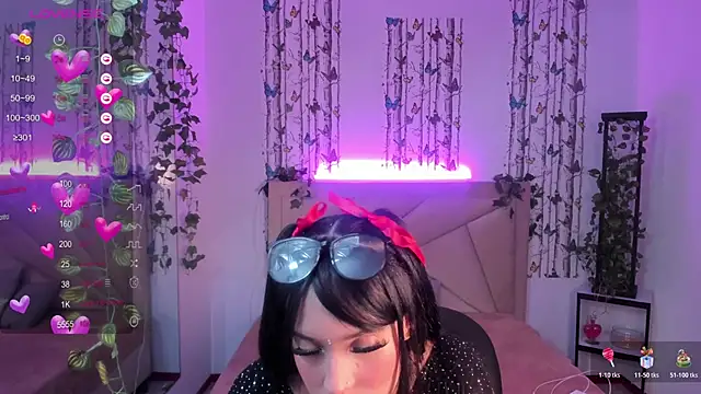 Snapshot of valeria_dark_ chatting on 02/06/26, 08:01 valeria dark online show from 02/06/26, 08:01