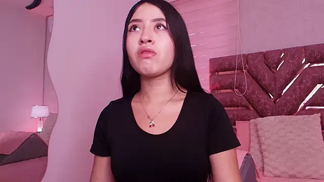 Snapshot of sofia_go_ chatting on 06/27/26, 11:59 sofia go online show from 06/27/26, 11:59