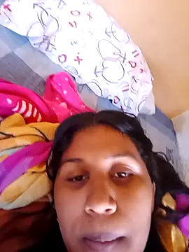 Snapshot of vanyxxx chatting on 01/08/26, 04:42 vanyxxx online show from 01/08/26, 04:42